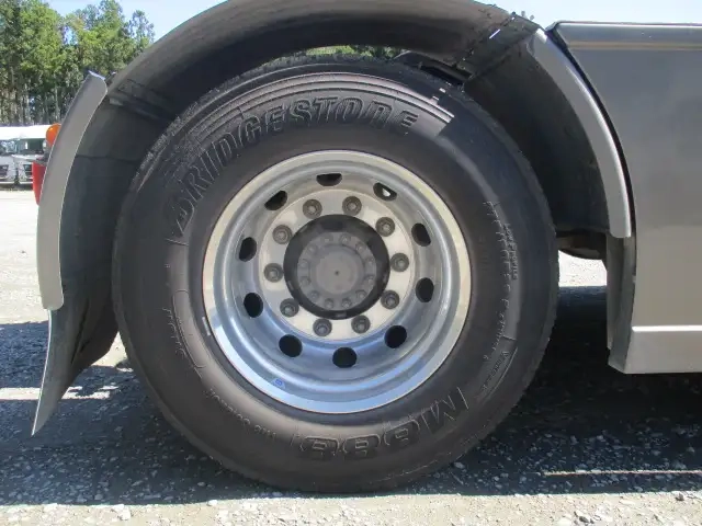 日産自動車 クオン 大型 トラクタ 2PG-GK5AAD(112847) 16枚目