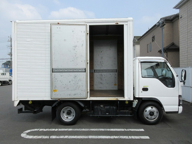 いすゞ エルフ 小型 バン PB-NKR81AN(6599) 8枚目