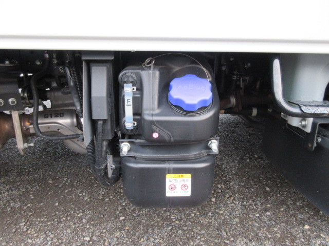 いすゞ エルフ 小型 Wキャブ 2RG-NJS88A(111653) 46枚目