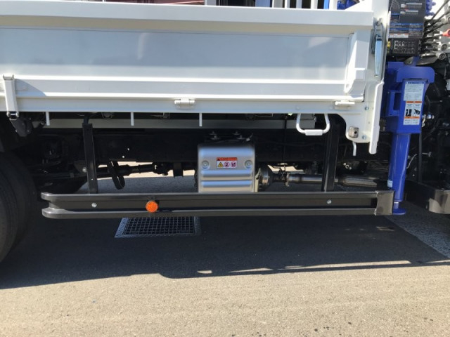 日野 デュトロ 小型 平ボディ（クレーン付） 2KG-XZU712M(113220) 30枚目