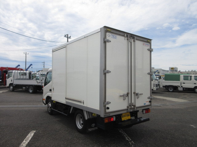 トヨタ ダイナ 小型 バン 2RG-XZC605(111647) 3枚目