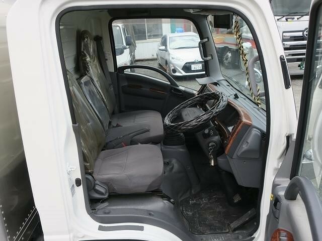 いすゞ エルフ 小型 バン TKG-NLR85AN(39345) 11枚目
