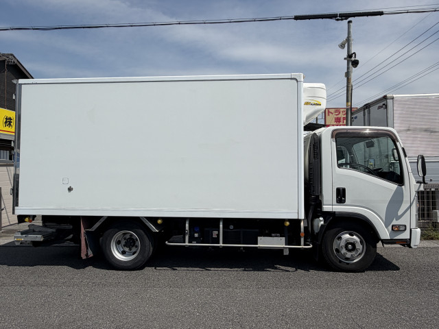 いすゞ エルフ 小型 冷蔵冷凍バン 2RG-NPR88YN(110068) 4枚目