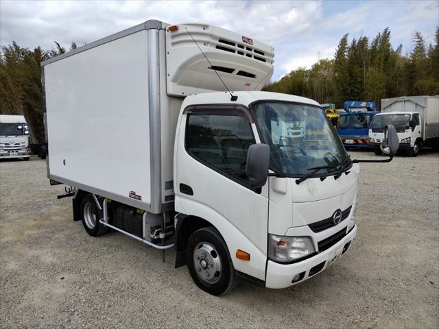 日野 デュトロ 小型 冷蔵冷凍バン TKG-XZC605M(9393) 2枚目
