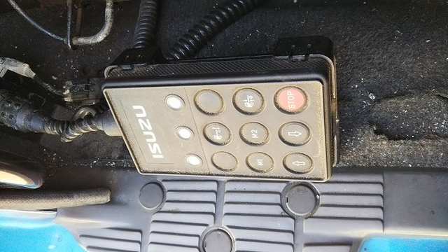 いすゞ ギガ 大型 ウィング PDG-CYJ77W8(4758) 44枚目