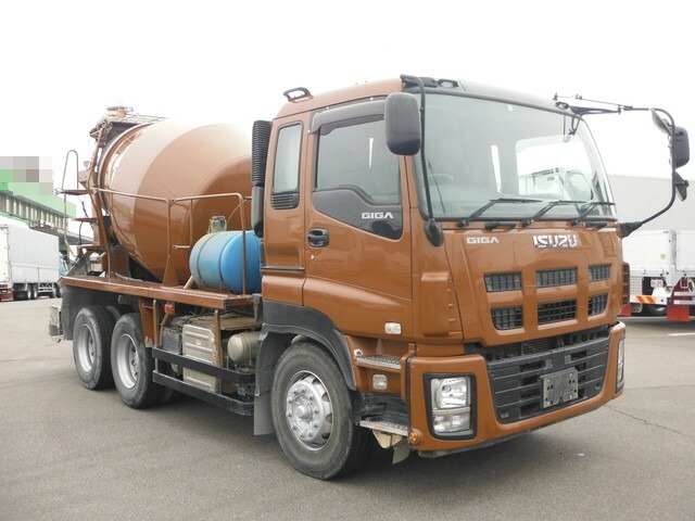 いすゞ ギガ 大型 ミキサー車 QKG-CXZ77AT(10284) 2枚目