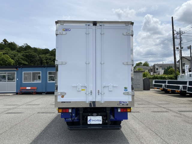三菱ふそう キャンター 小型 冷蔵冷凍バン 2RG-FBAV0(108465) 8枚目