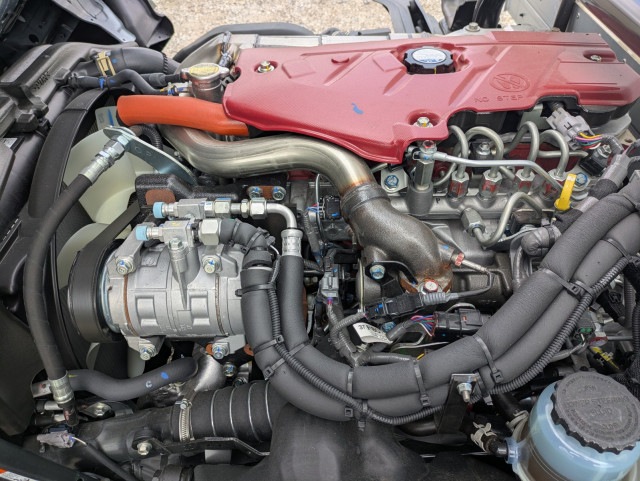 日野 デュトロ 小型 冷蔵冷凍バン 2WG-XZU606N(113417) 33枚目