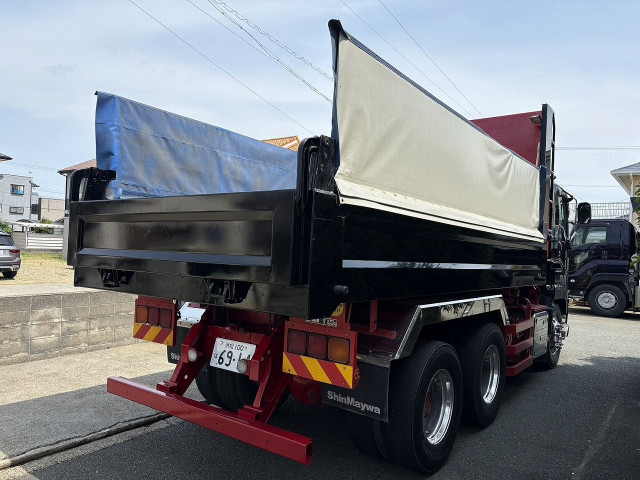 いすゞ ギガ 大型 土砂ダンプ 2PG-CXZ77CT(109811) 4枚目