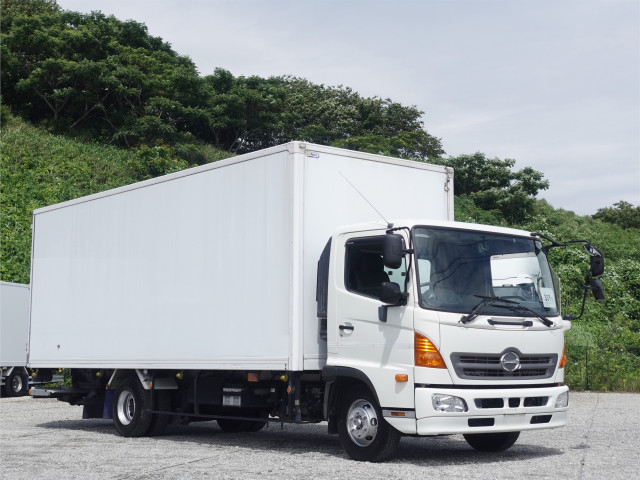 日野 レンジャー 中型 バン TKG-FC9JKAG(109434) 28枚目