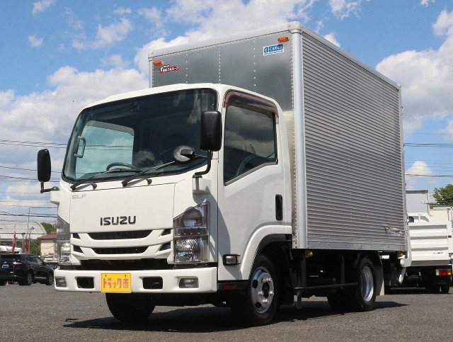 いすゞ エルフ 小型 バン TRG-NLR85AN(110277) 1枚目