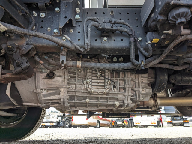 UDトラックス（日産） コンドル 中型 ウィング 2RG-BRR90T4(108694) 31枚目