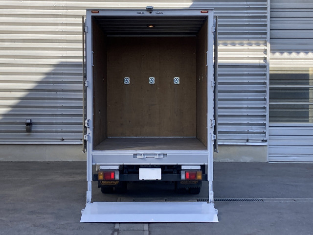 Isuzu elf Small Box body TRG-NJR85AN(101689) 4枚目
