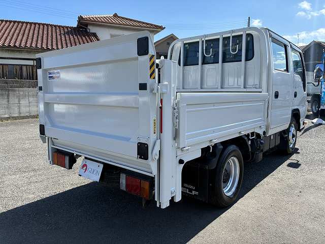 いすゞ エルフ 小型 Wキャブ 2RG-NHR88A(110270) 6枚目