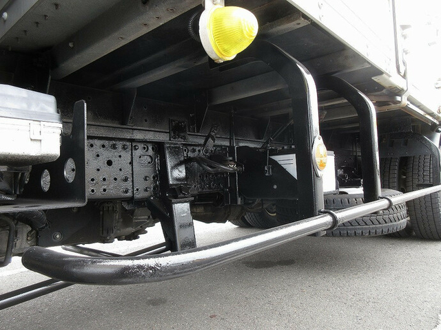いすゞ エルフ 小型 バン TDG-NPS85AN(8791) 24枚目
