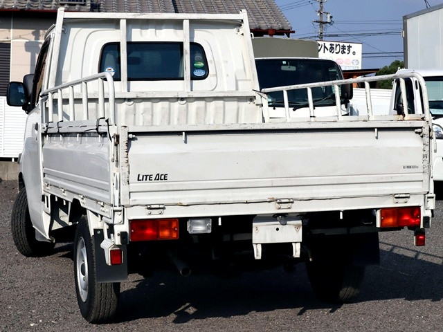 トヨタ ライトエース 小型 平ボディ DBF-S40U(113019) 2枚目