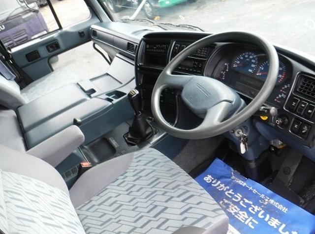 UDトラックス（日産） 粉粒体運搬車 KL-CW48E(11230) 25枚目