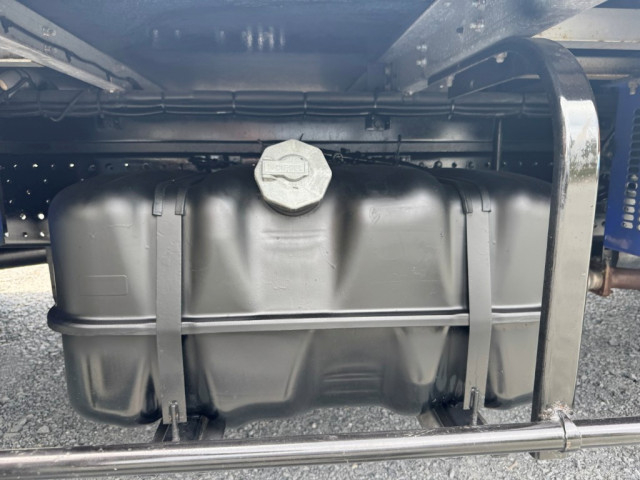 いすゞ エルフ 小型 冷蔵冷凍バン TKG-NPR85YN(109507) 29枚目