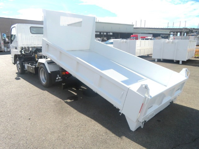 三菱ふそう キャンター 小型 土砂ダンプ 2RG-FBA60(111622) 28枚目