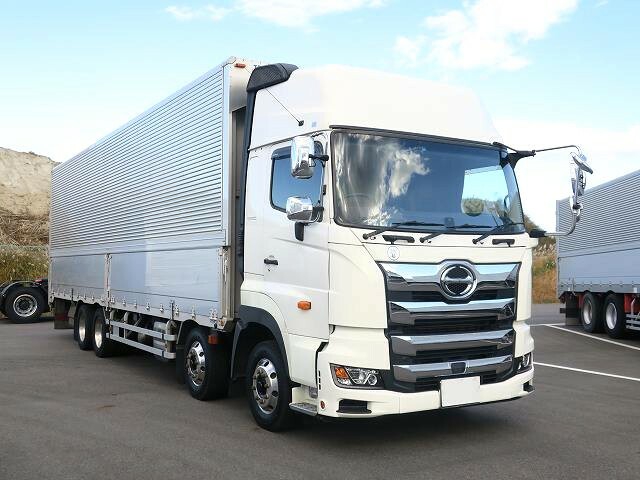 日野 プロフィア 大型 ウィング 2RG-FW1AHG(37680) 2枚目