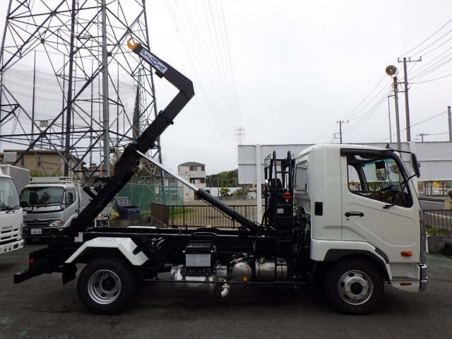 三菱ふそう ファイター 中型 コンテナ専用車 2KG-FK72F(104854) 8枚目