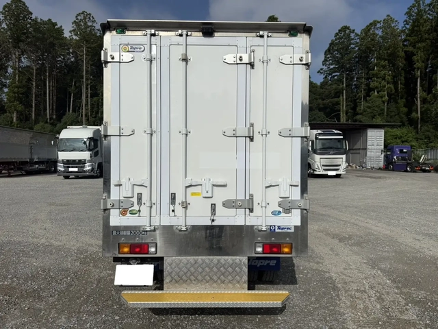 三菱ふそう キャンター 小型 冷蔵冷凍バン 2RG-FDA50(108642) 6枚目