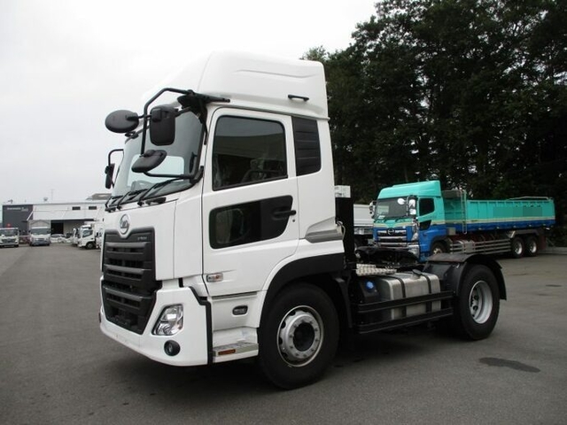 UDトラックス（日産） クオン 大型 トラクタ 2PG-GK5AAB(9622) 1枚目
