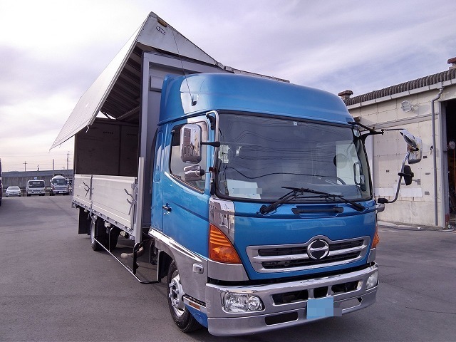 日野 レンジャー 中型 ウィング PB-FD8JLFA(8915) 2枚目