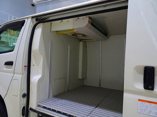 トヨタ レジアスエース 小型 冷蔵冷凍バン LDF-KDH206V(99583) 32枚目