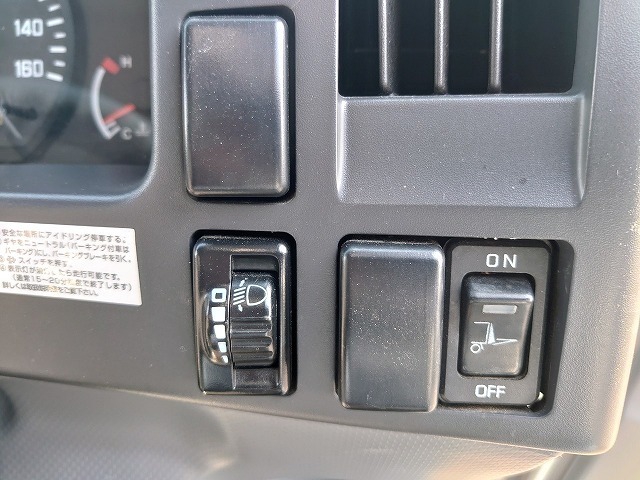 いすゞ エルフ 小型 バン TDG-NPS85AN(9660) 56枚目