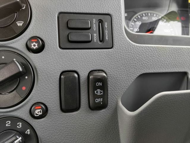 三菱ふそう ファイター 中型 平ボディ（クレーン付） PDG-FK71R(10001) 47枚目