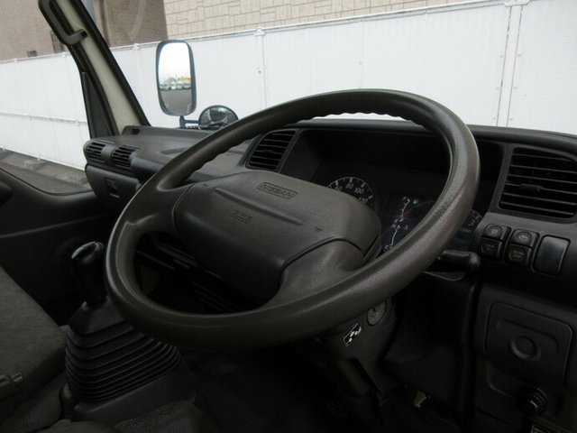 日産自動車 アトラス 小型 バン KR-AKR81LAJ(8027) 33枚目