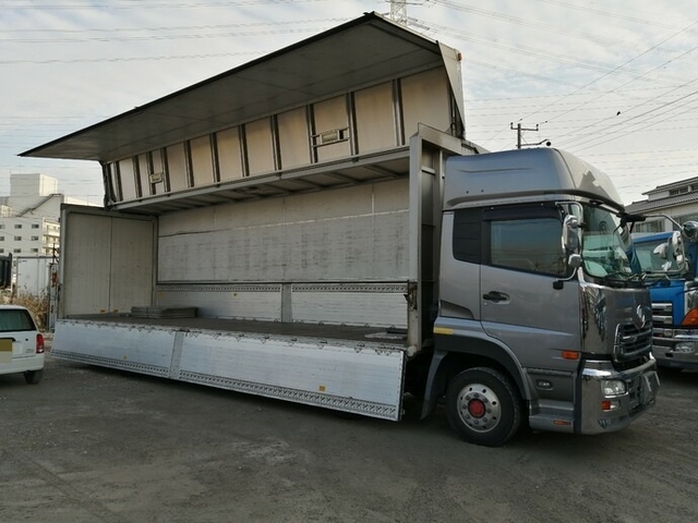UDトラックス（日産） クオン 大型 ウィング ADG-CG4ZA(5393) 12枚目