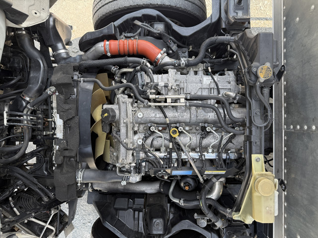 三菱ふそう キャンター 小型 バン TKG-FEA50(109660) 8枚目