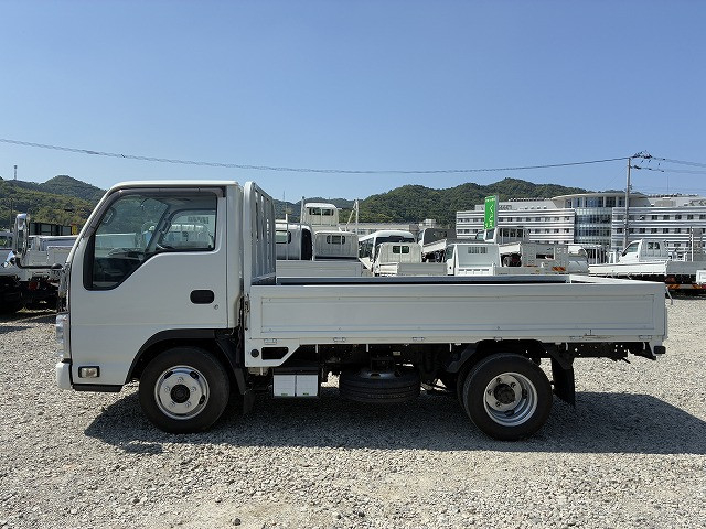 いすゞ エルフ 小型 平ボディ 2RG-NJR88A(105389) 4枚目