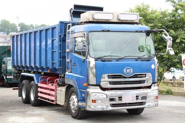 UDトラックス（日産） クオン 大型 深ダンプ（土砂禁） QKG-CD5YL(11822) 1枚目