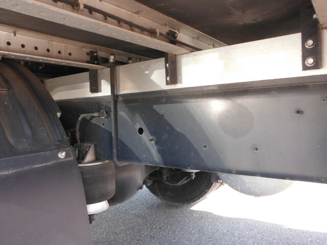 Hino ranger Middle Wing body 2PG-FD2ABG(38708) 8枚目
