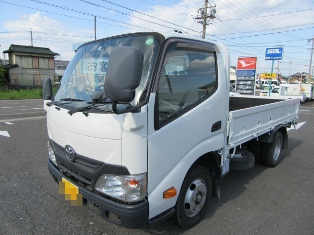 トヨタ ダイナ 小型 平ボディ TKG-XZC605(10081) 1枚目