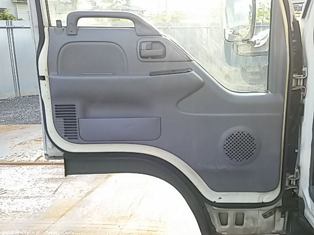 いすゞ エルフ 小型 バン PB-NKR81AN(12293) 72枚目
