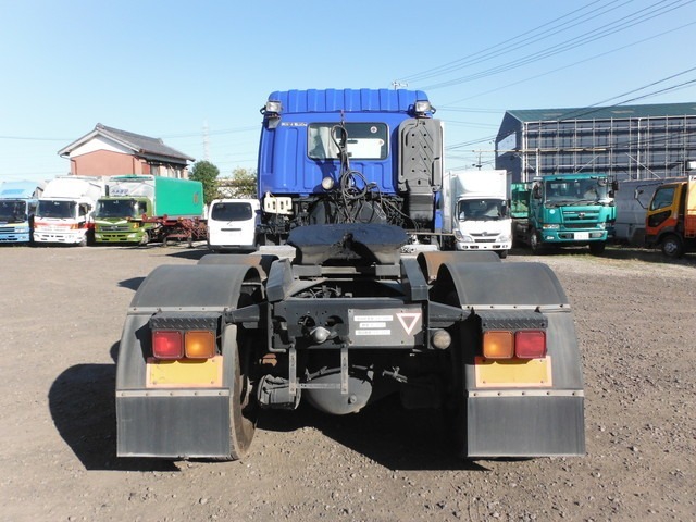 いすゞ ギガ 大型 トラクタ PJ-EXZ52J6(3438) 6枚目