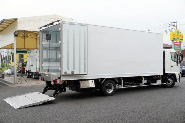 日野 レンジャー 中型 冷蔵冷凍バン 2KG-FD2ABG(108427) 9枚目