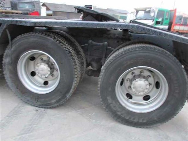 いすゞ ギガ 大型 トラクタ PDG-EXZ52J8(37804) 24枚目