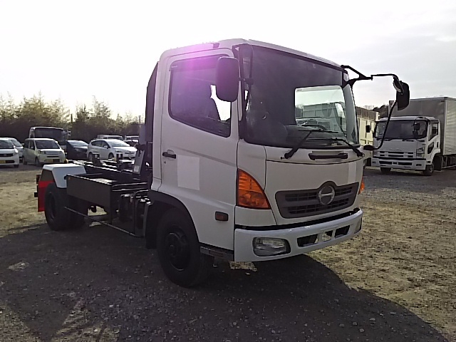 日野 レンジャー 中型 コンテナ専用車 BKG-FC7JEYA(8410) 10枚目