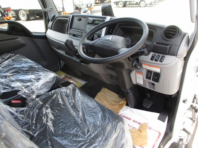 三菱ふそう キャンター 小型 平ボディ 2RG-FBA20(39282) 12枚目