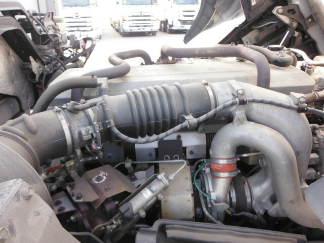 日野 プロフィア 大型 ウィング QPG-FW1EXEG(33413) 13枚目