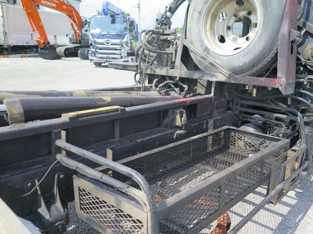 UDトラックス（日産） コンドル 中型 コンテナ専用車 PB-MK36A(11002) 29枚目