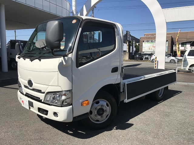 日野 デュトロ 小型 平ボディ 2RG-XZU605M(112876) 9枚目