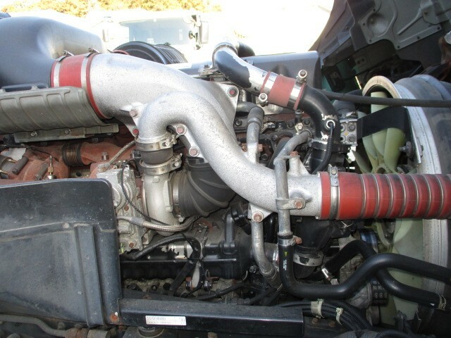 UDトラックス（日産） クオン 大型 トラクタ QKG-GK6XAD(9277) 53枚目