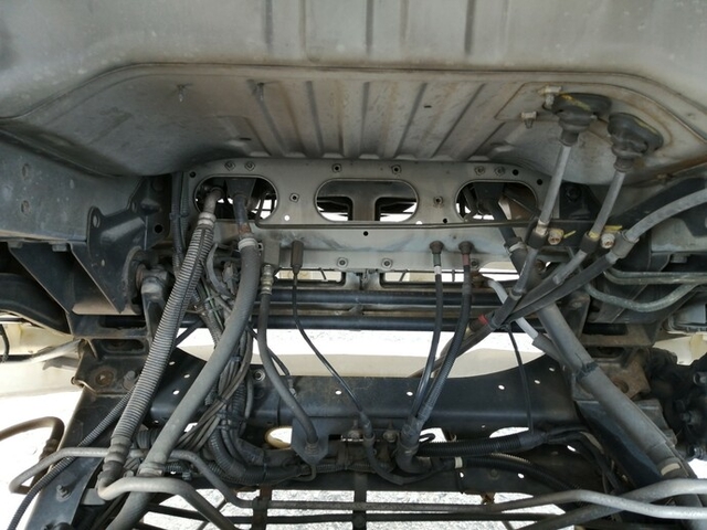 UDトラックス（日産） コンドル 中型 冷蔵冷凍バン PB-MK36B(5670) 78枚目