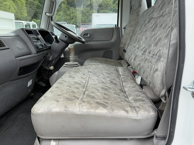 マツダ タイタン 小型 平ボディ KR-SYF6L(109337) 30枚目